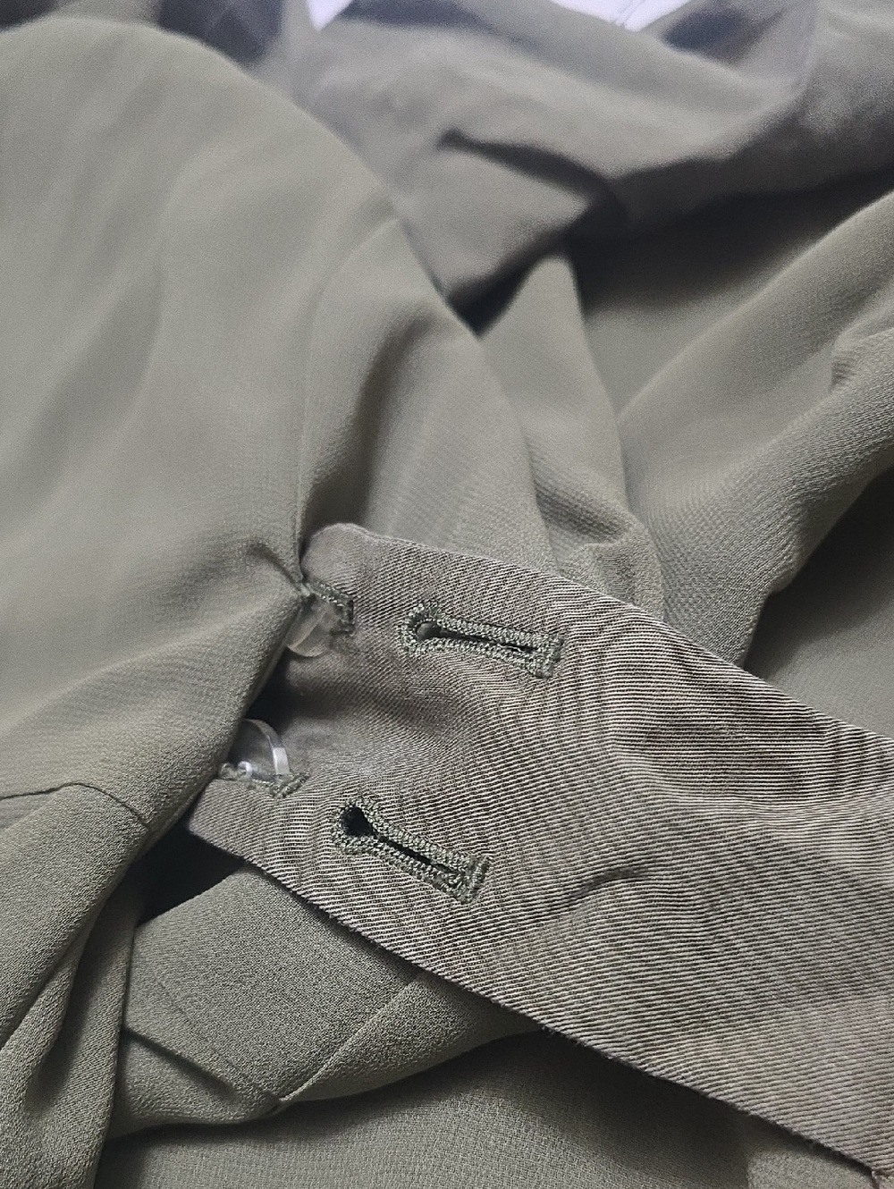 Banana Republic Olive Midi Dress - Picture 7 of 10